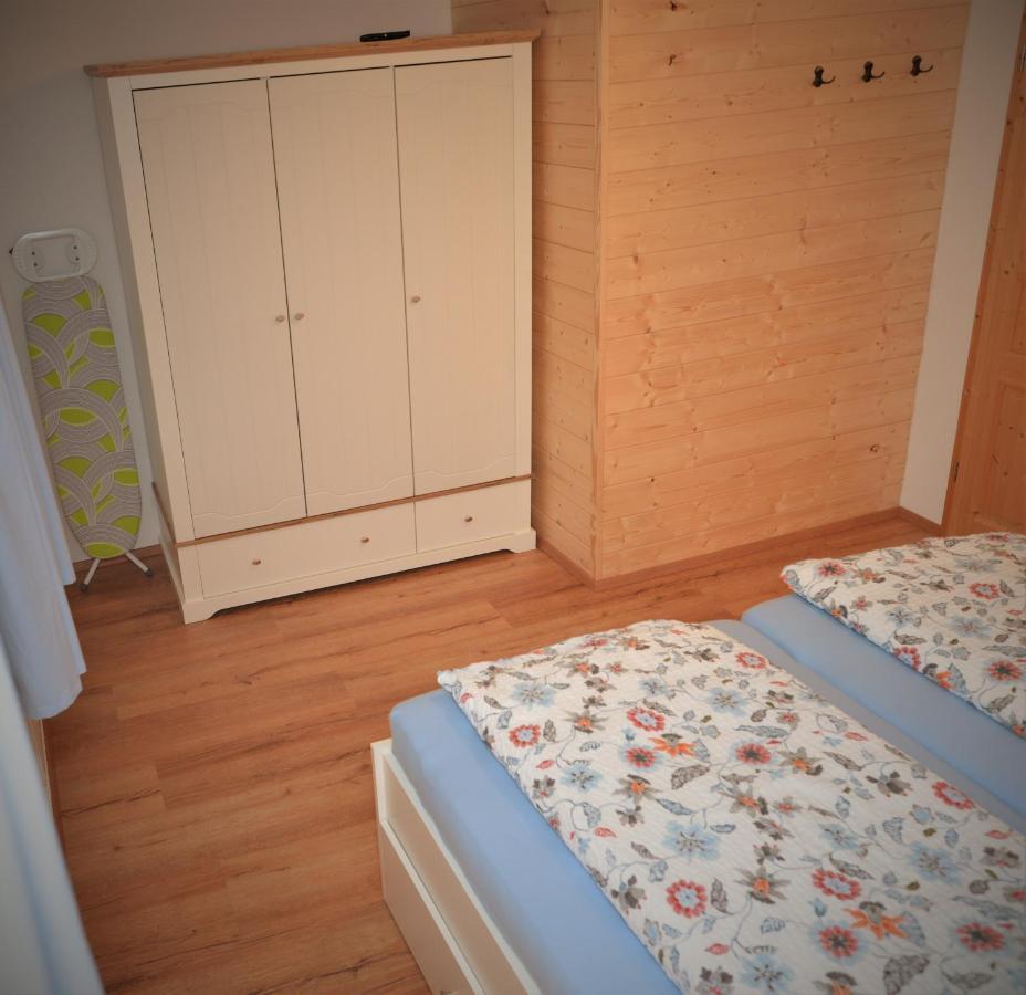 Ferienwohnung Traumschiff Erzingen Экстерьер фото
